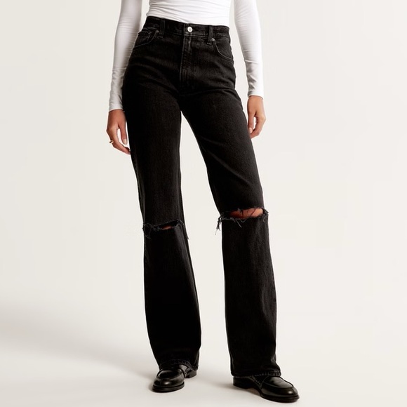 Abercrombie & Fitch High Rise 90s Relaxed Jean Black Destroy 24/00 Short - Picture 1 of 16
